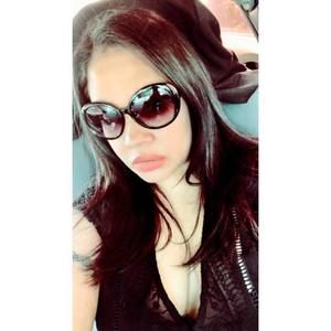 Meet your Posher, Denise